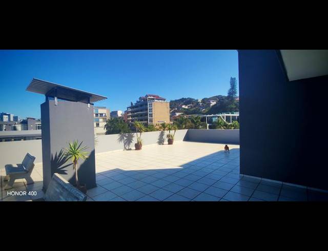 4 BEDROOM APARTMENT FOR SALE IN MARGATE BEACH